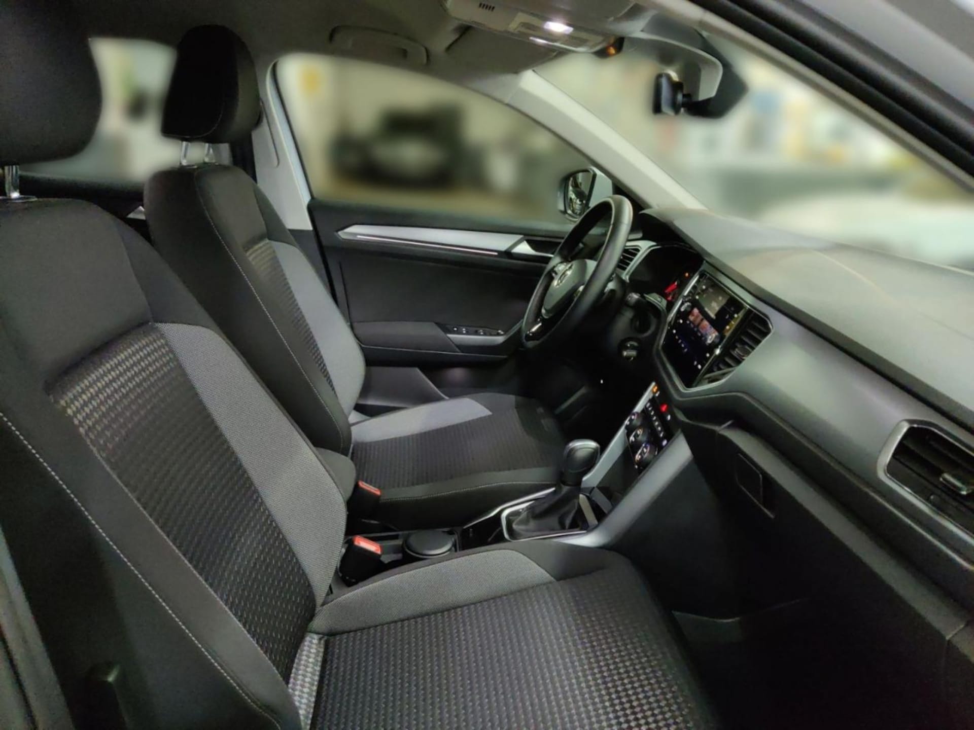 Volkswagen T-Roc Active