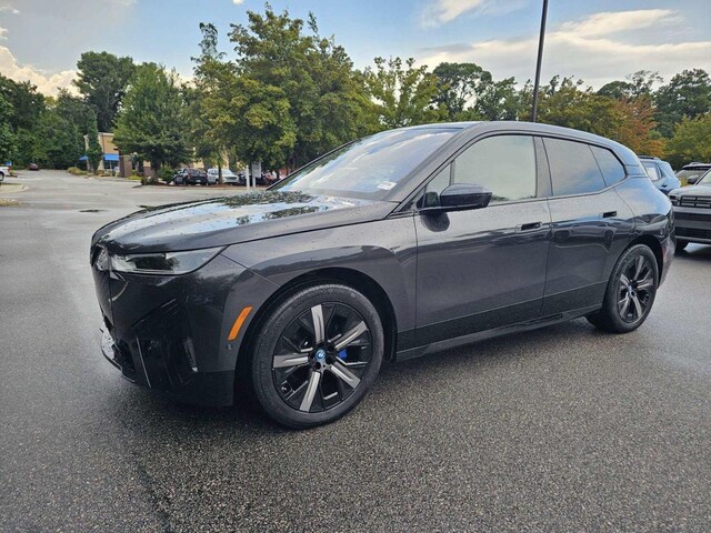 2025 BMW iX