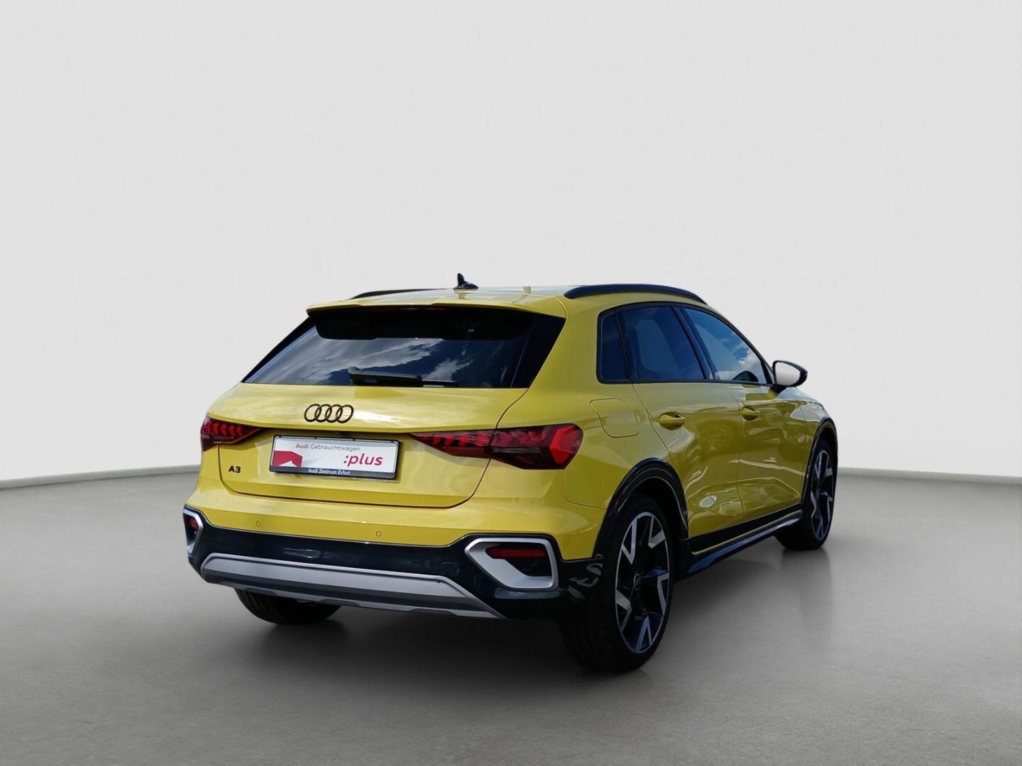 Bild über Audi A3 allstreet 35 TFSI S tronic - für weitere Informationen kontaktieren Sie den Audi Partner