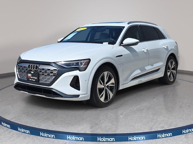 2024 Audi Q8 e-tron