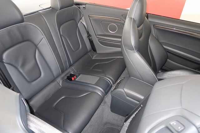 Image about Audi RS 5 Cabriolet RS 5 Cabriolet 4.2 FSI quattro	331(450)	kW(PS)	S tronic