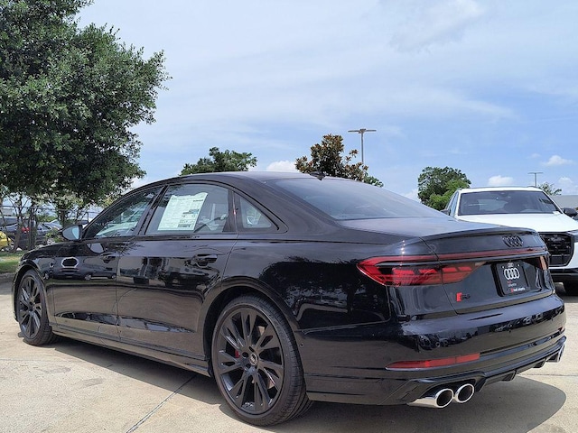 2025 Audi S8 L