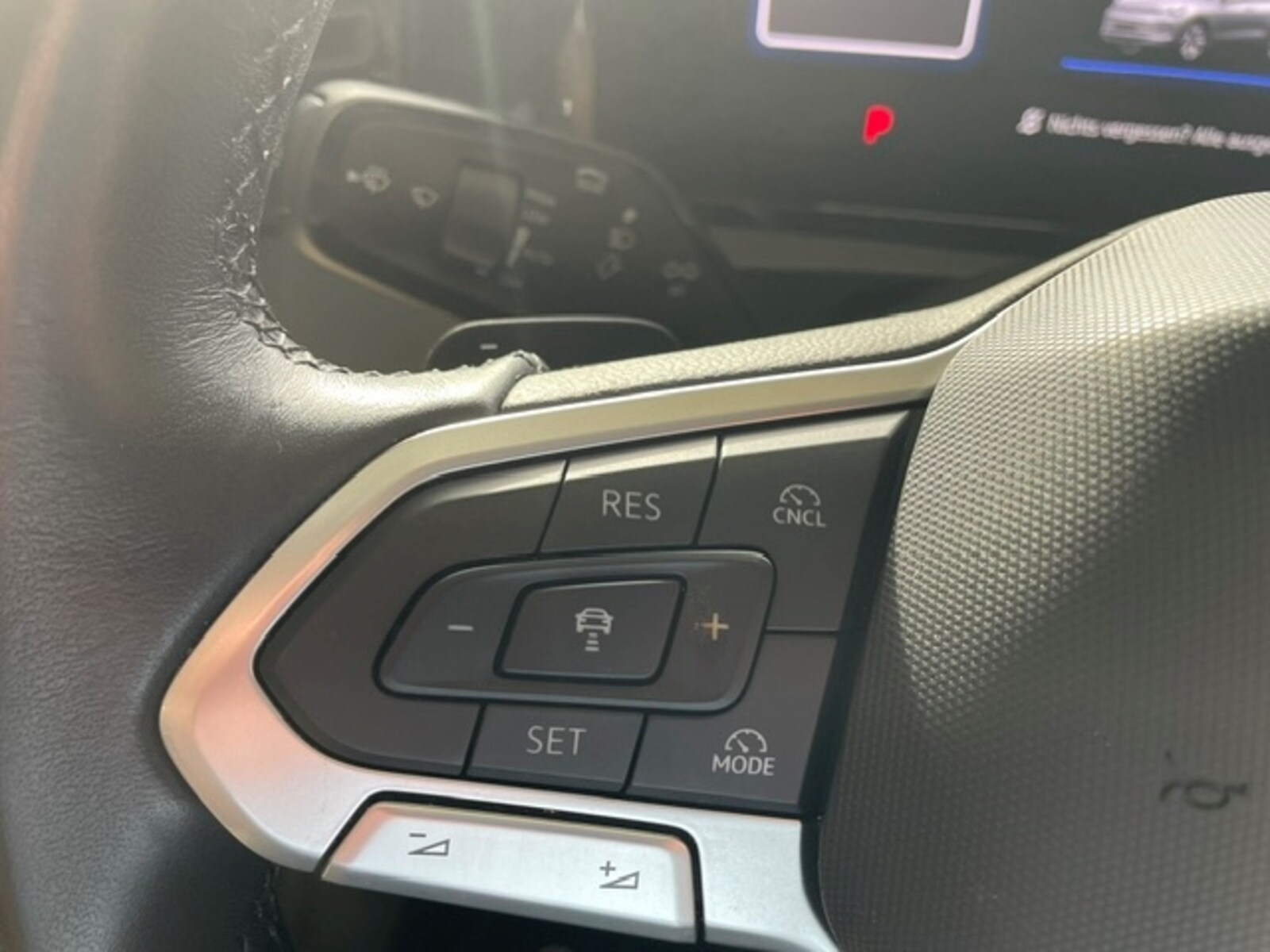 Volkswagen Tiguan – Bild 14