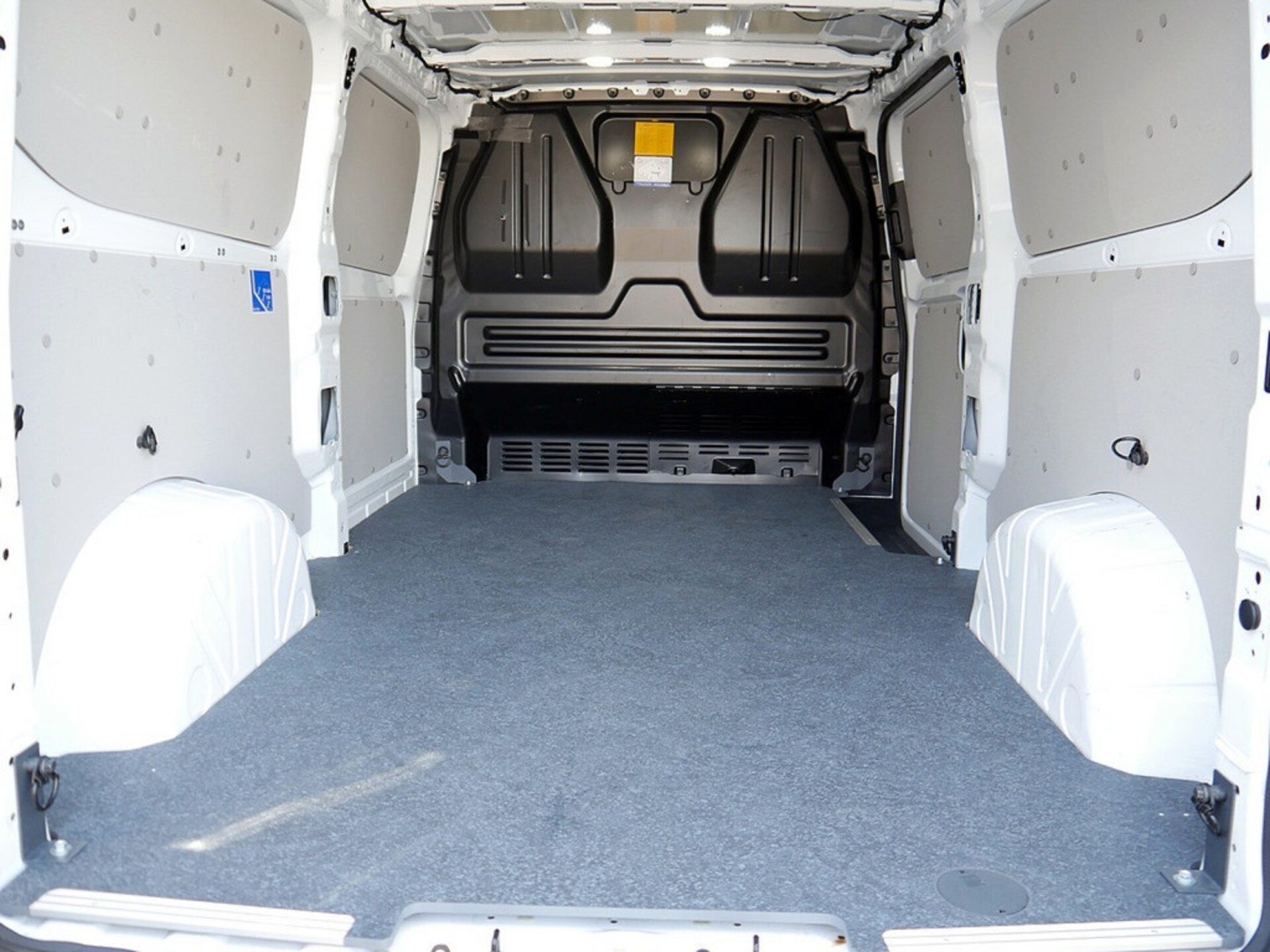 Volkswagen Transporter Kasten langer Radstand