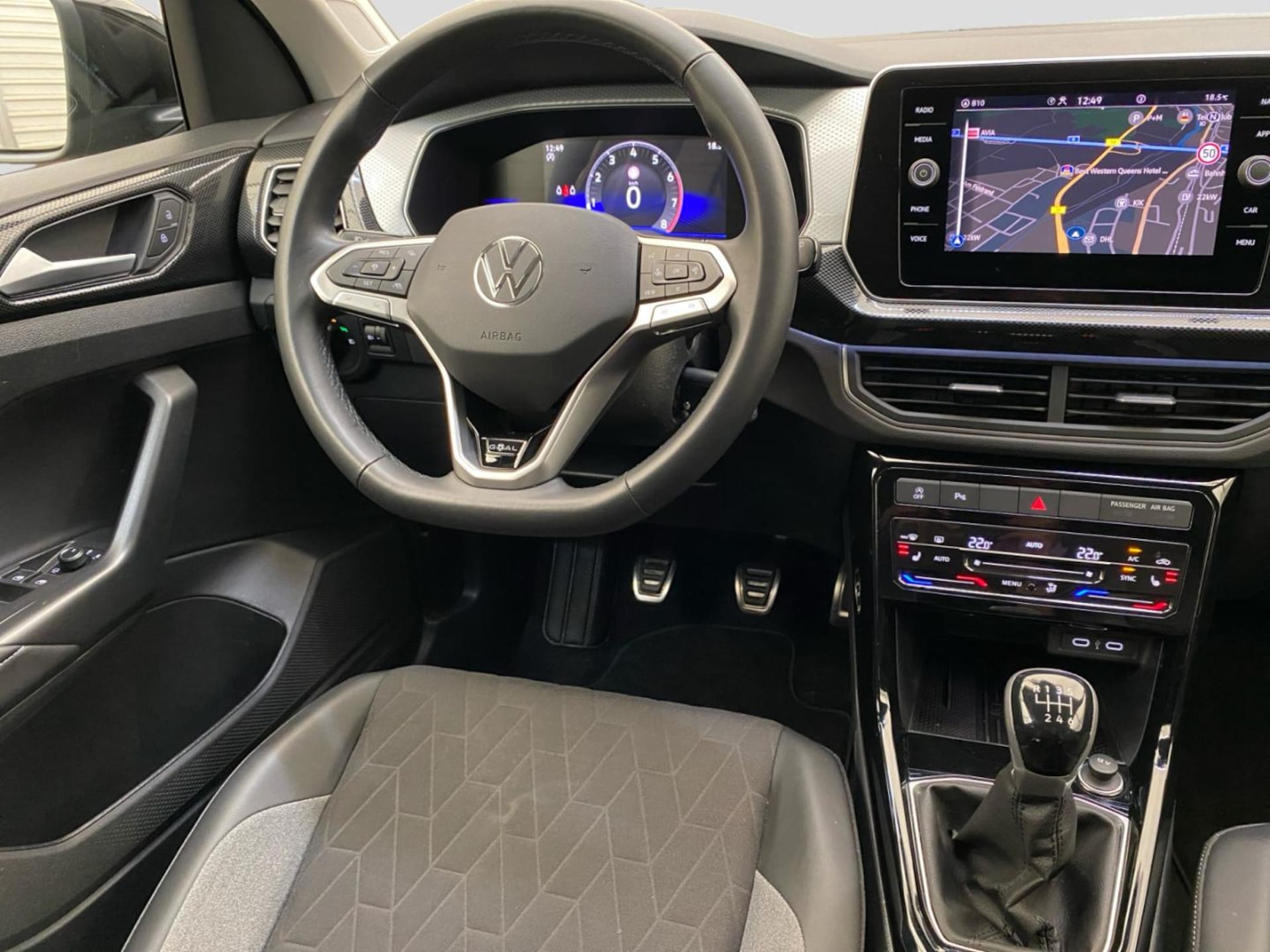 Volkswagen T-Cross Life