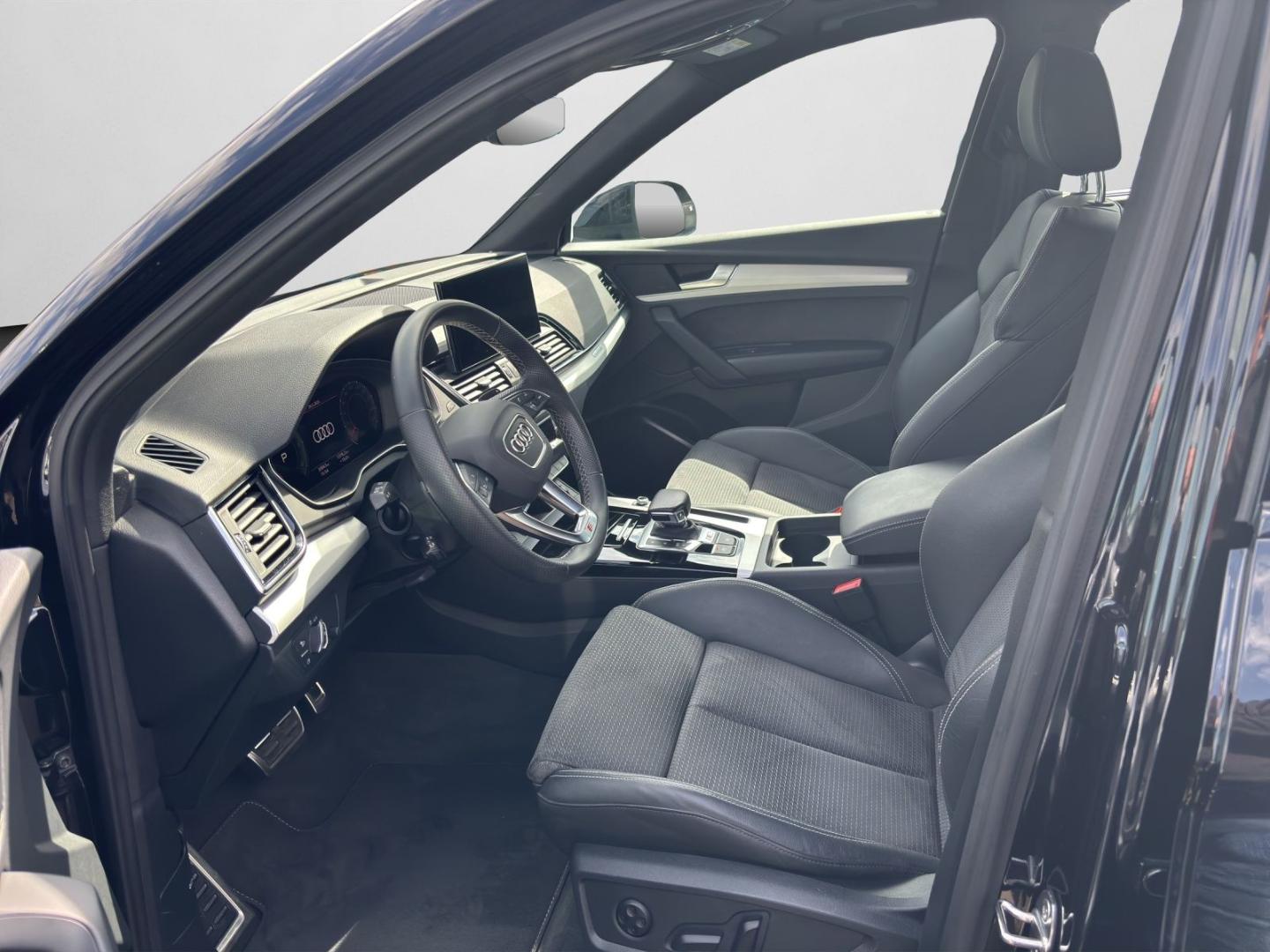 Image about Audi SQ5 TDI tiptronic