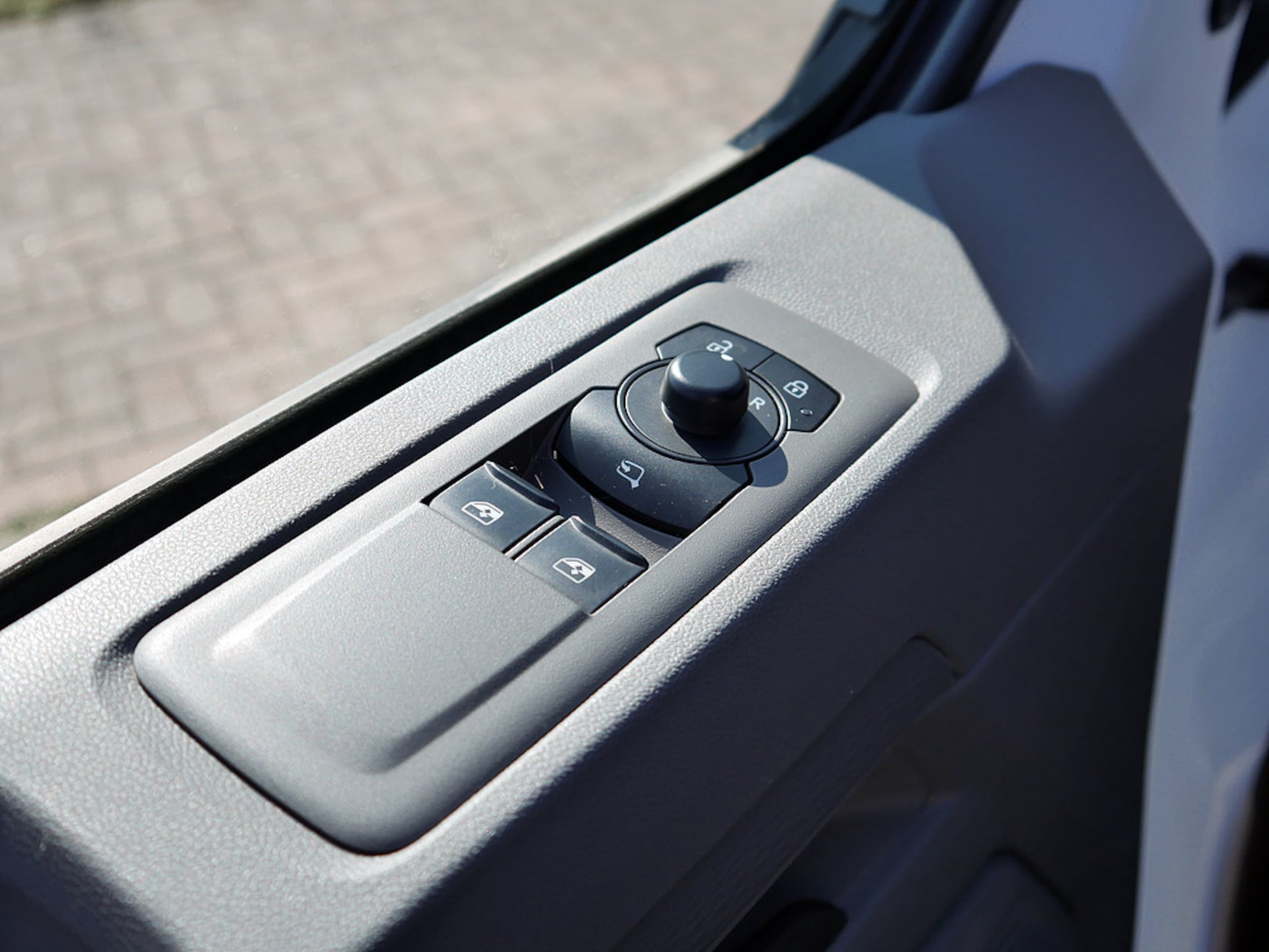 Volkswagen Transporter Kasten langer Radstand