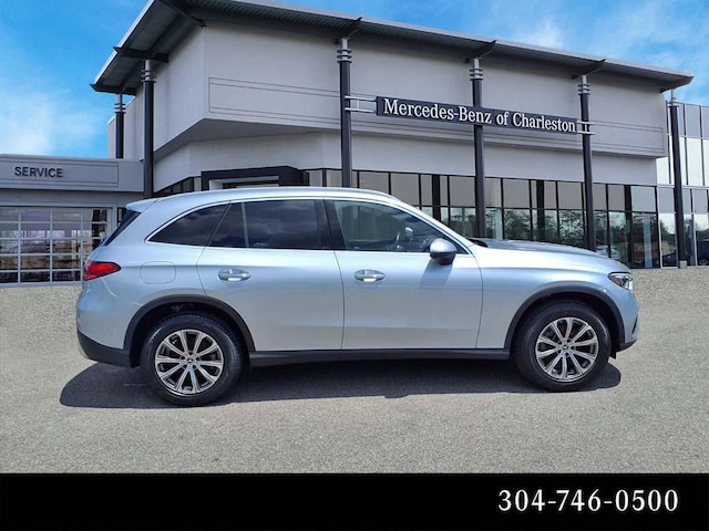 2023 Mercedes-Benz GLC 300