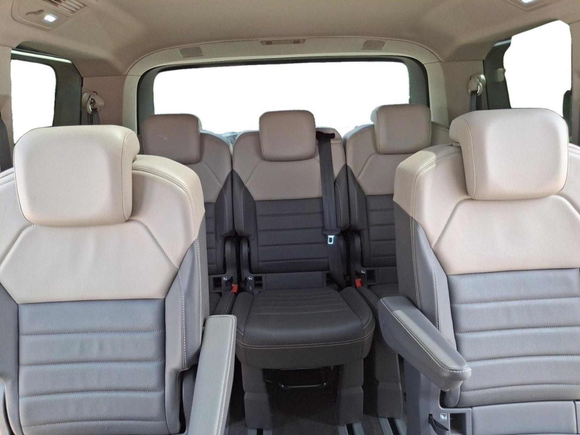 Volkswagen Multivan Style