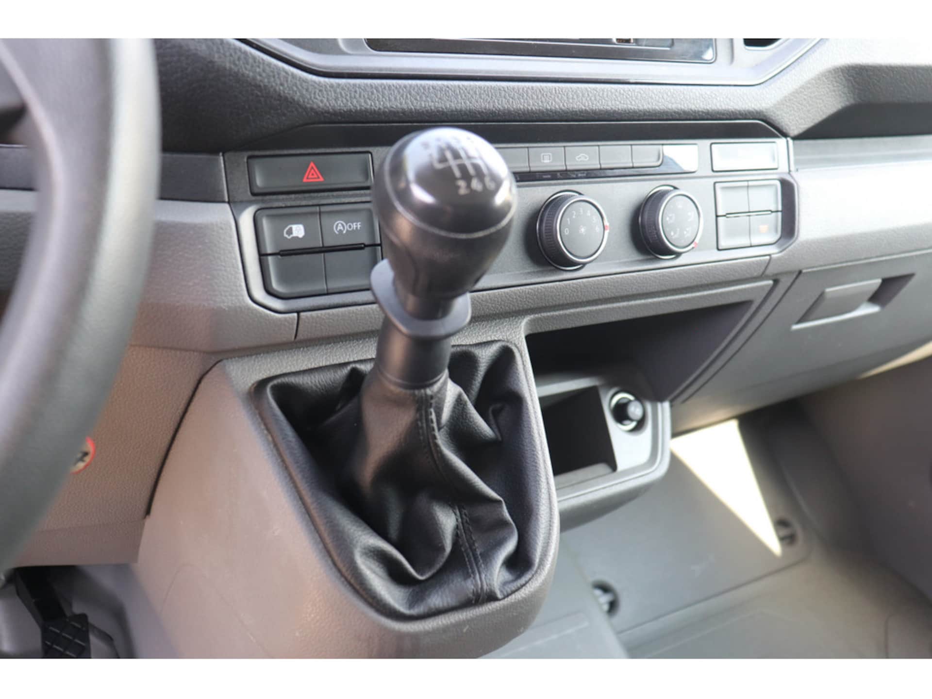 Volkswagen Crafter Kasten mittlerer Radstand
