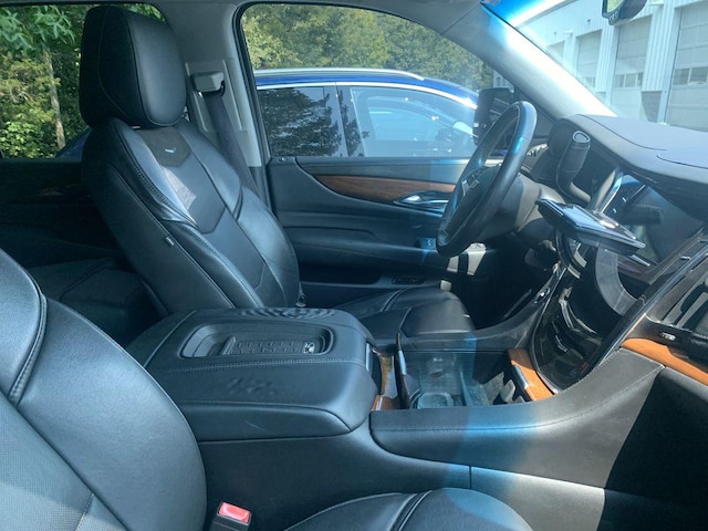 2017 Cadillac Escalade ESV