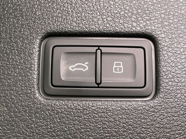 2026 Audi SQ8 Prestige - Photo 21