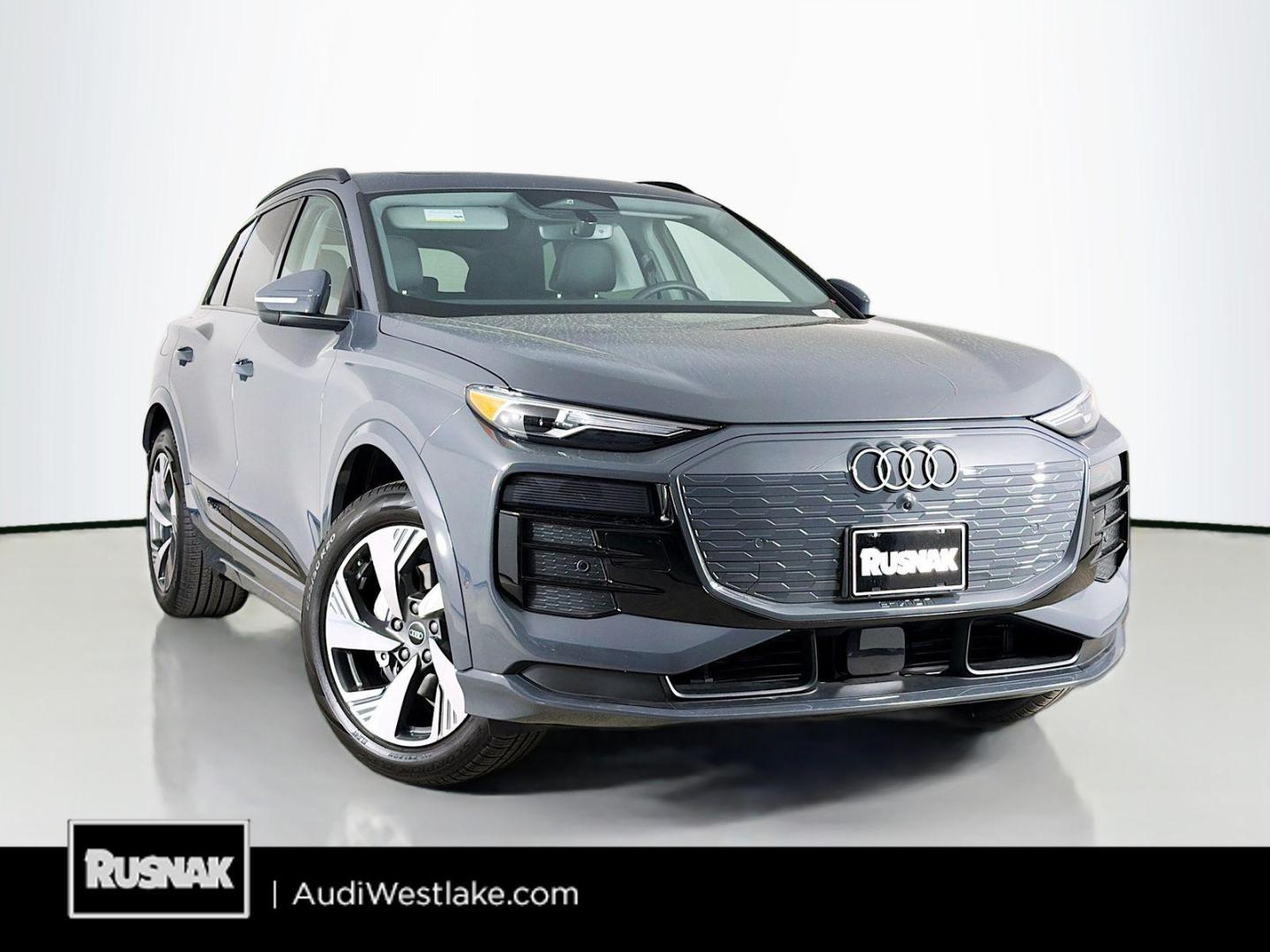 2025 Audi Q6 e-tron Premium quattro's photo