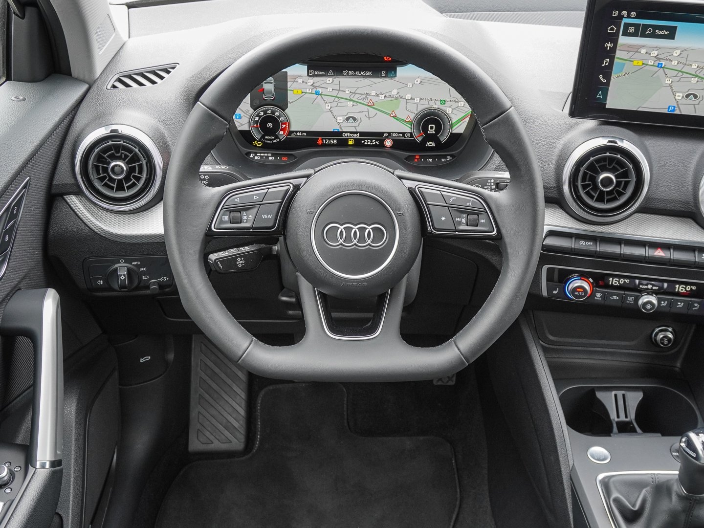 Bild über Audi Q2 S line 30 TFSI Schaltgetriebe - für weitere Informationen kontaktieren Sie den Audi Partner