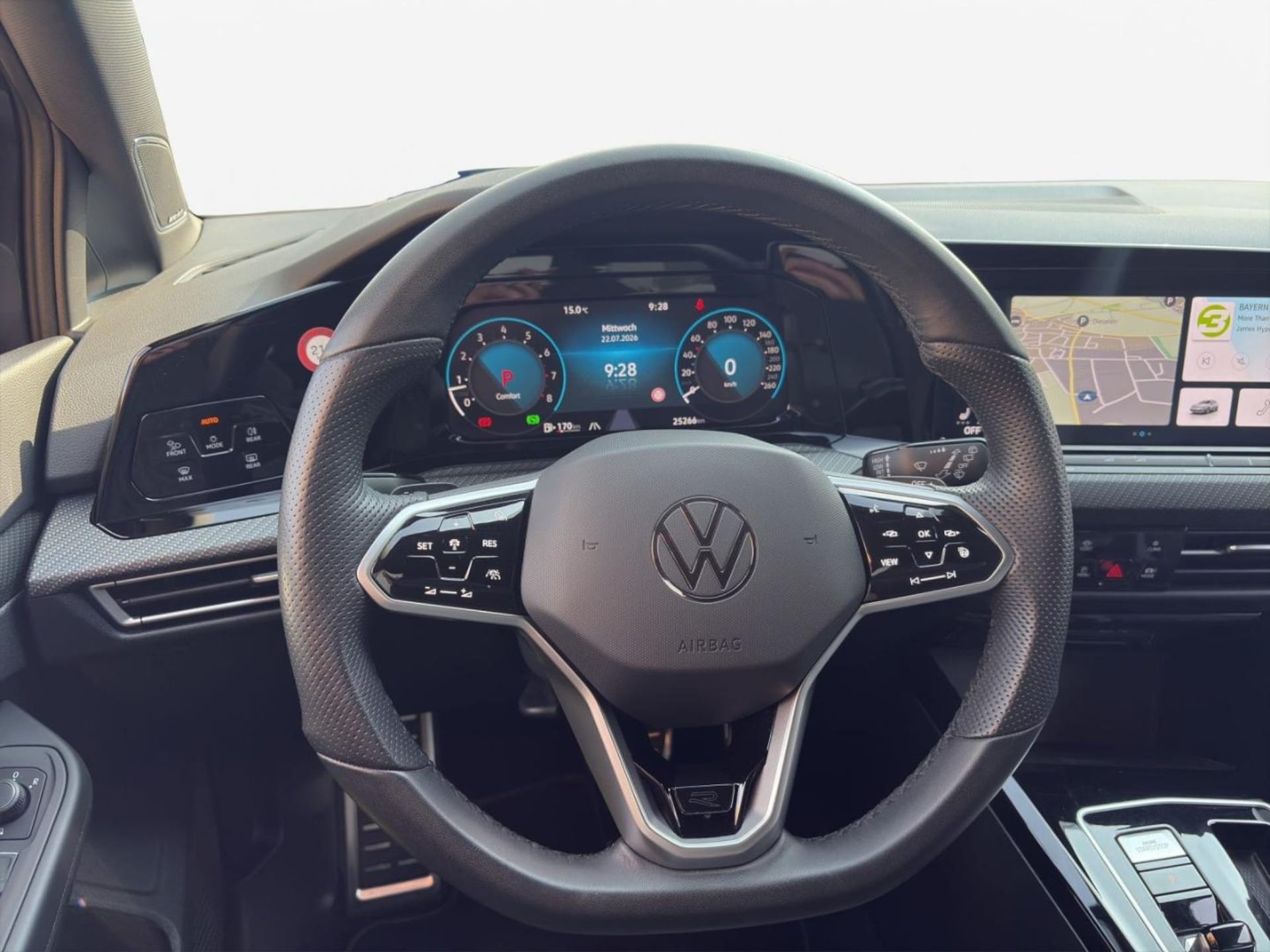 Volkswagen Golf R-Line