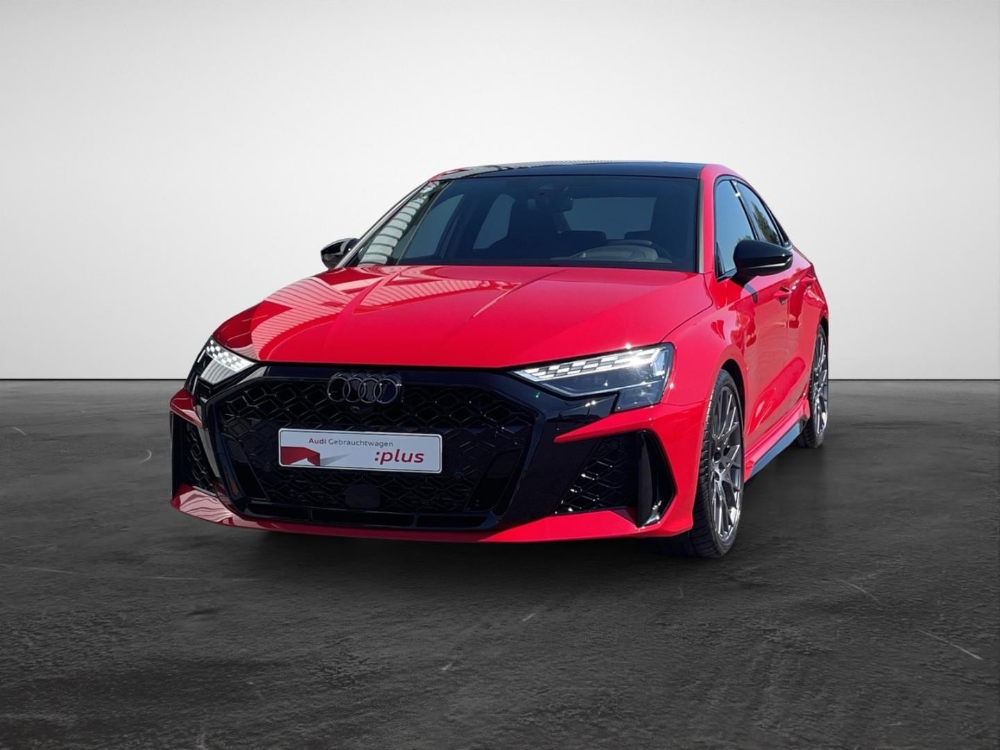 Bild über Audi RS 3 Limousine TFSI quattro S tronic - für weitere Informationen kontaktieren Sie den Audi Partner