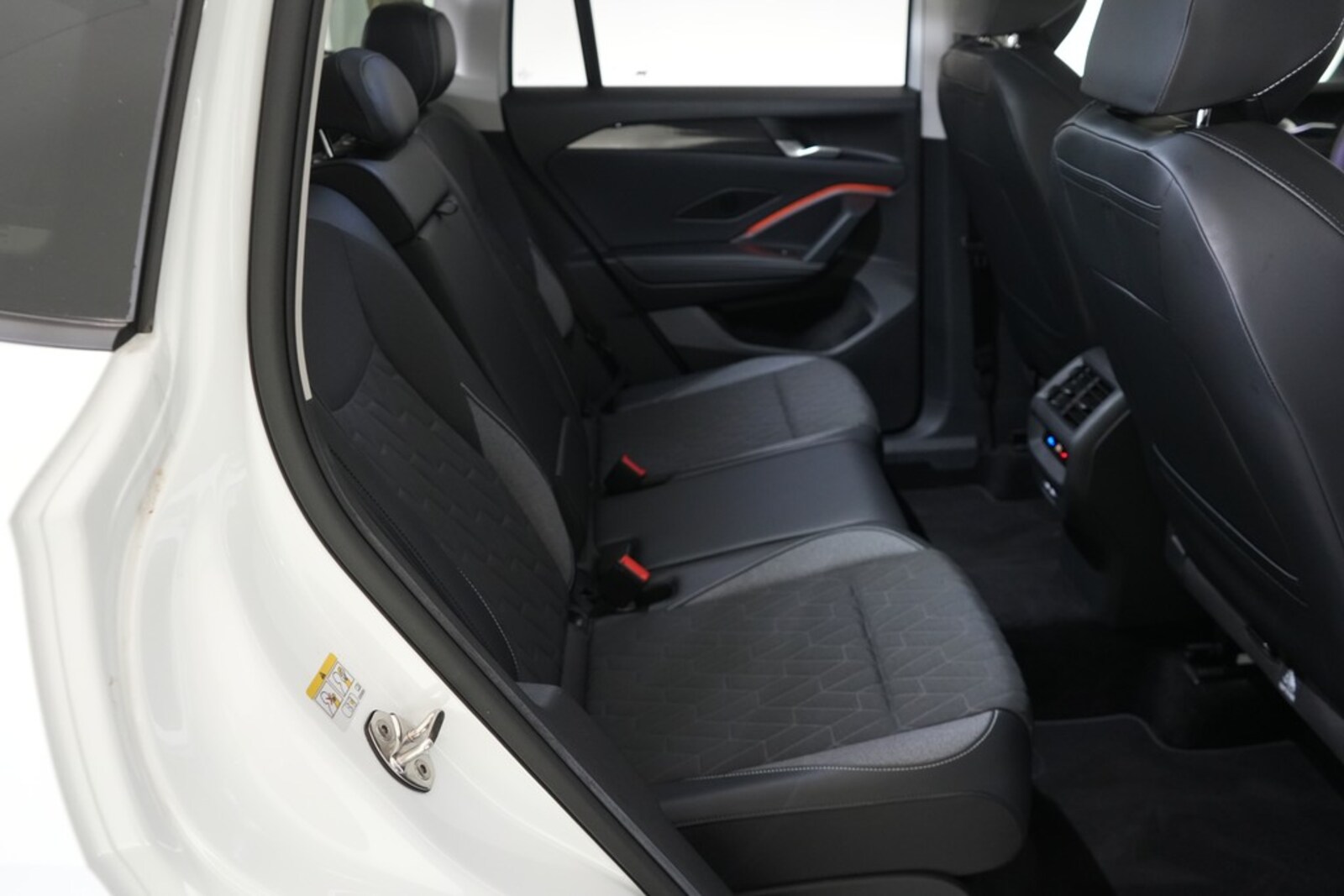 Volkswagen Tiguan – Bild 11