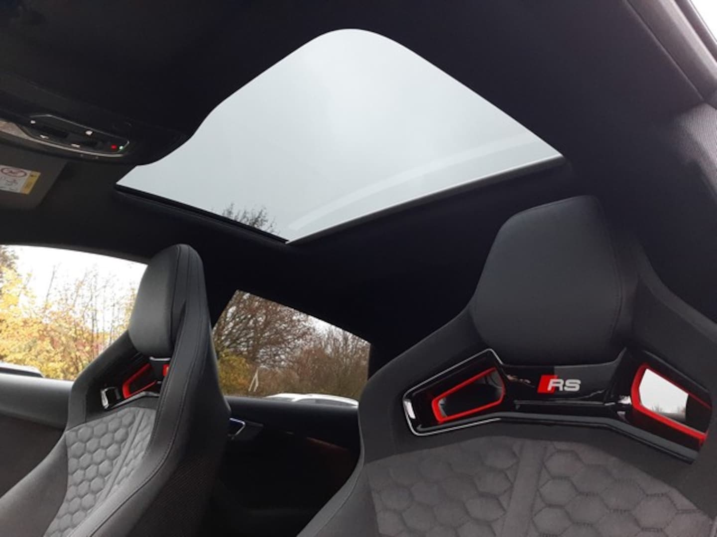 Bild über Audi RS 5 Sportback TFSI quattro tiptronic - für weitere Informationen kontaktieren Sie den Audi Partner