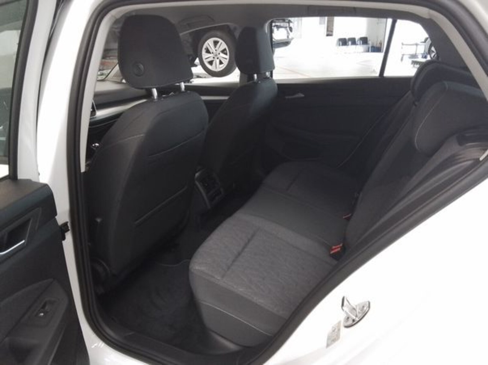 Volkswagen Golf – Bild 7