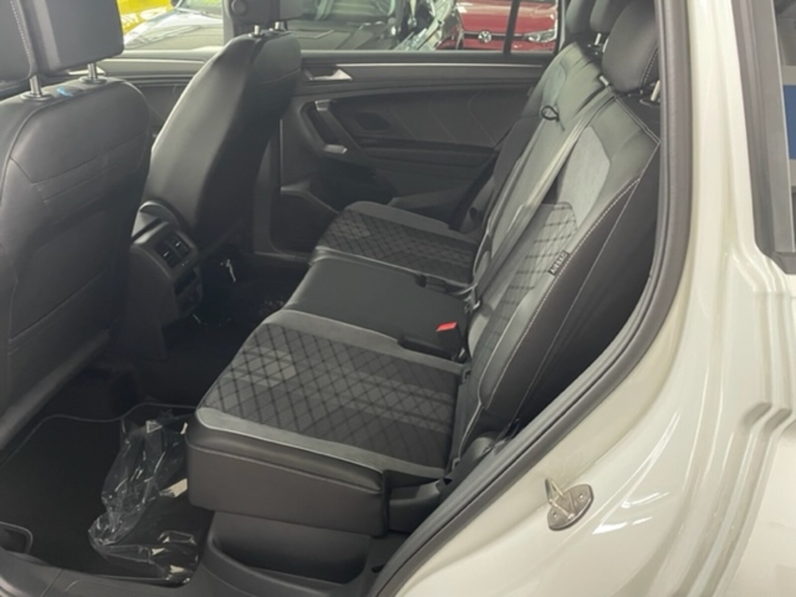 Volkswagen Tiguan Allspace – Bild 11