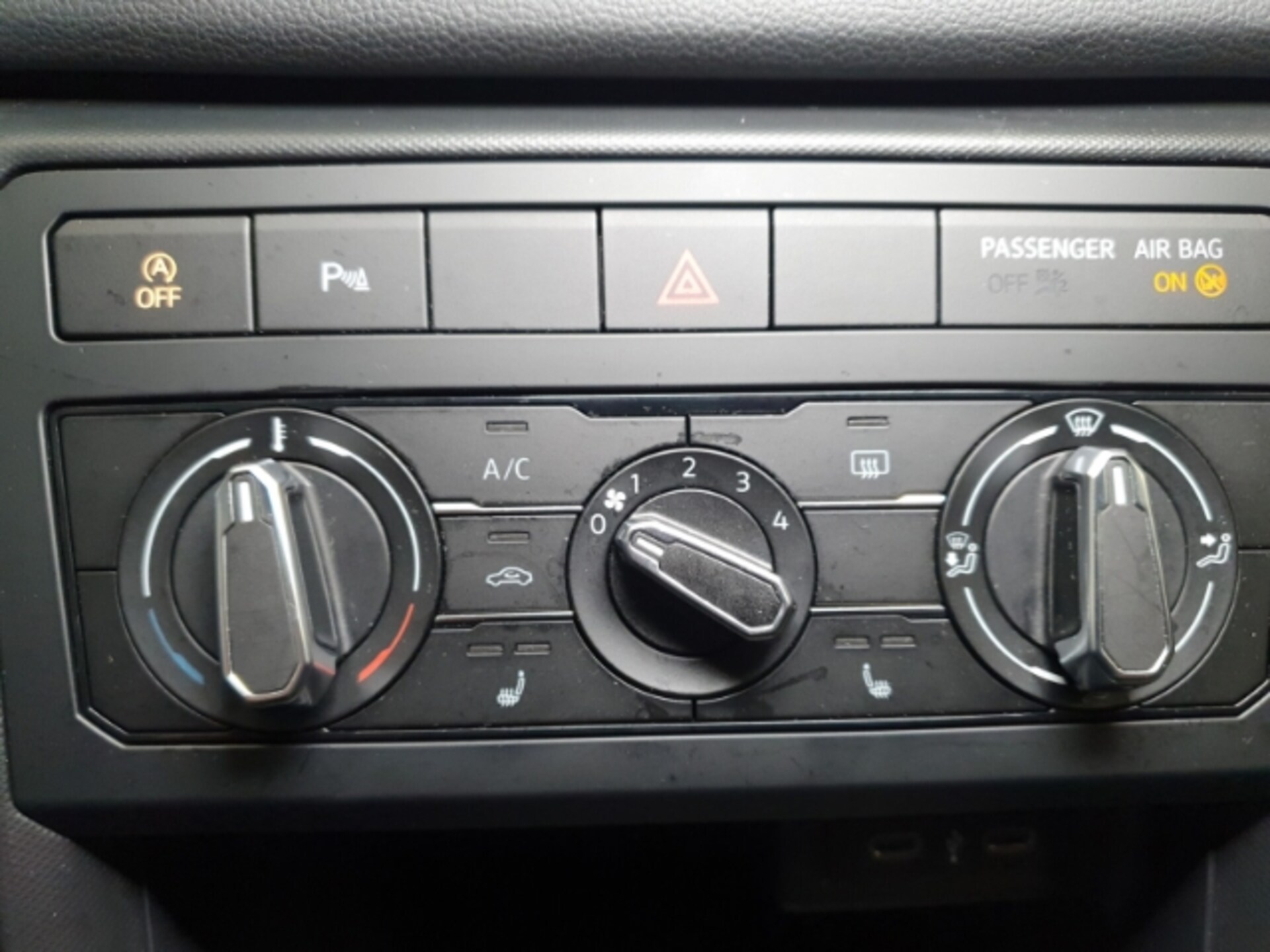 Volkswagen T-Cross Basis-Modell