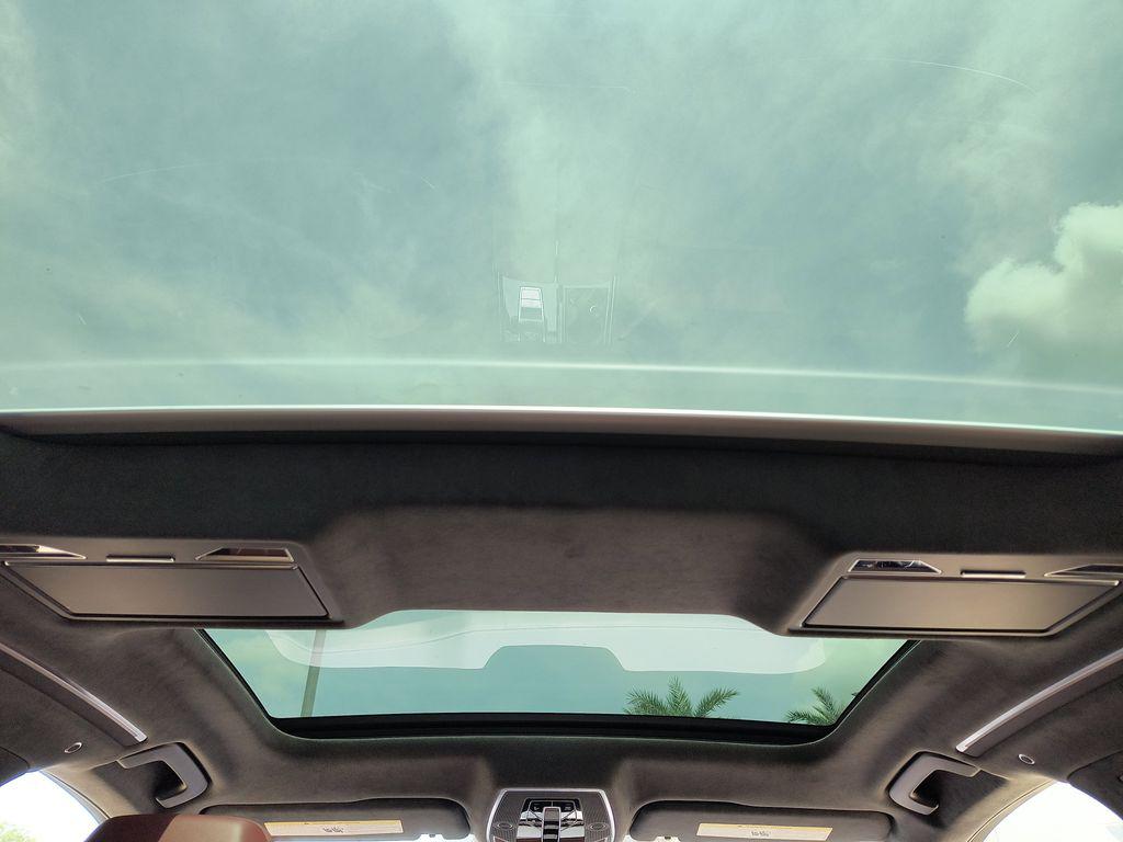 2025 Audi S8 Base - Photo 12