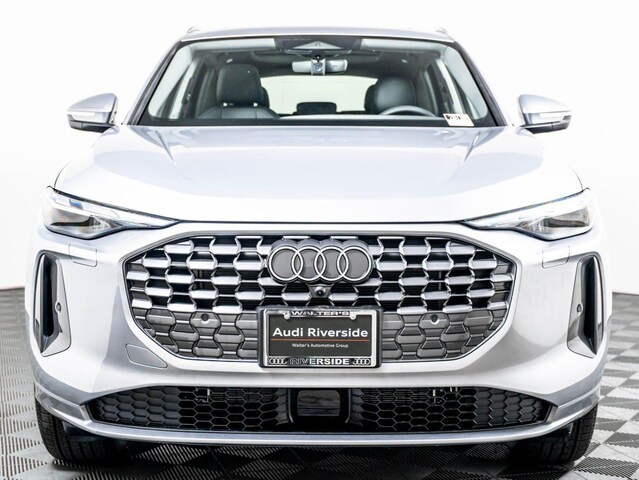 2026 Audi Q5 Premium - Photo 9