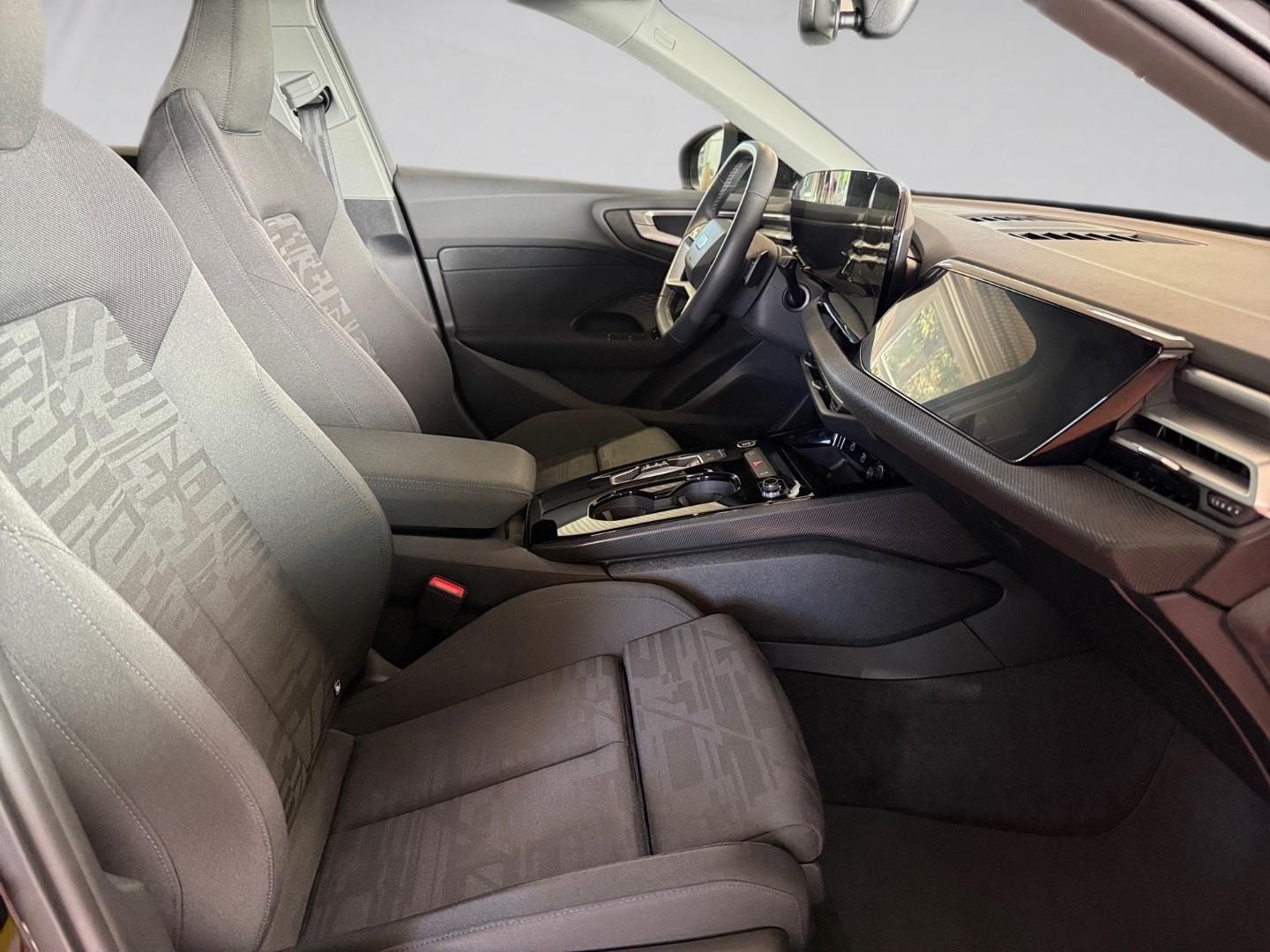 Bild über Audi A5 Avant TDI 150 kW S tronic - für weitere Informationen kontaktieren Sie den Audi Partner