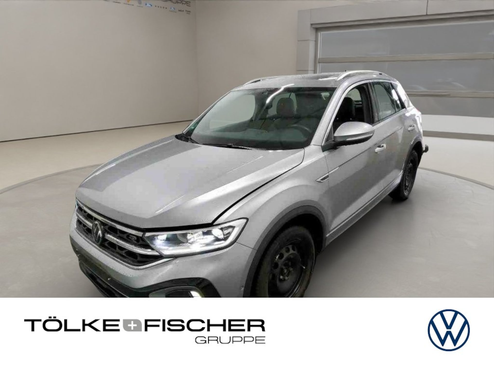 Volkswagen T-Roc 2023 — 1.0 TSI Pano ACC Kam. Navi