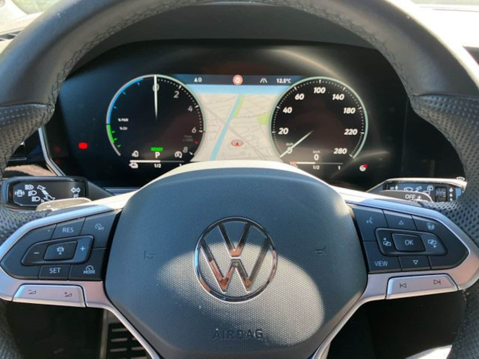 Volkswagen Touareg R