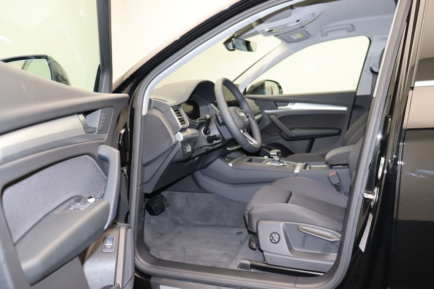 Bild über Audi Q5 35 TDI 120 kW S tronic - für weitere Informationen kontaktieren Sie den Audi Partner