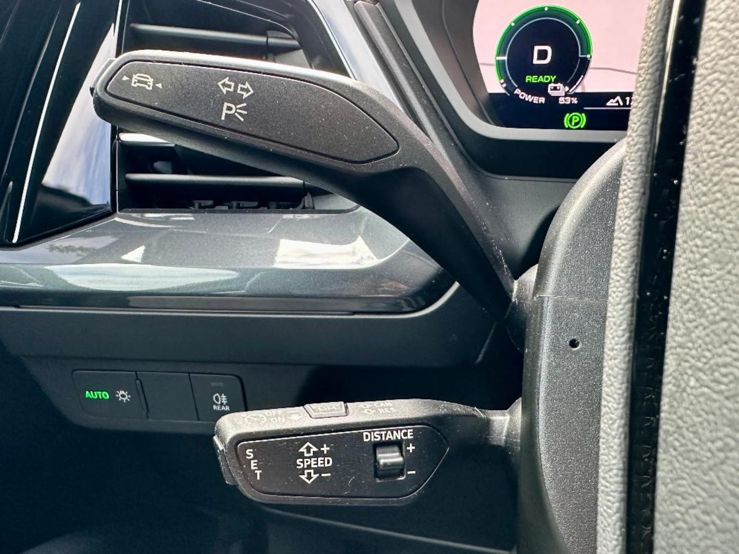 Bild über Audi Q4 e-tron 45 e-tron quattro - für weitere Informationen kontaktieren Sie den Audi Partner