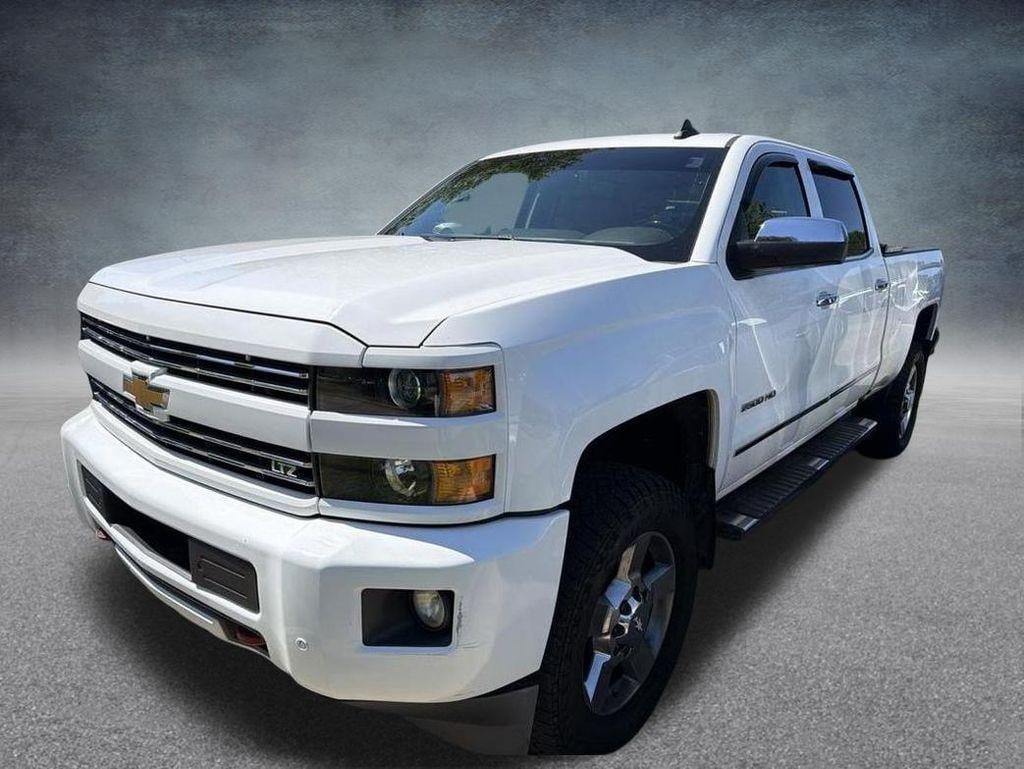 2016 Chevrolet Silverado HD LTZ 4WD Crew Cab Standard Box's photo