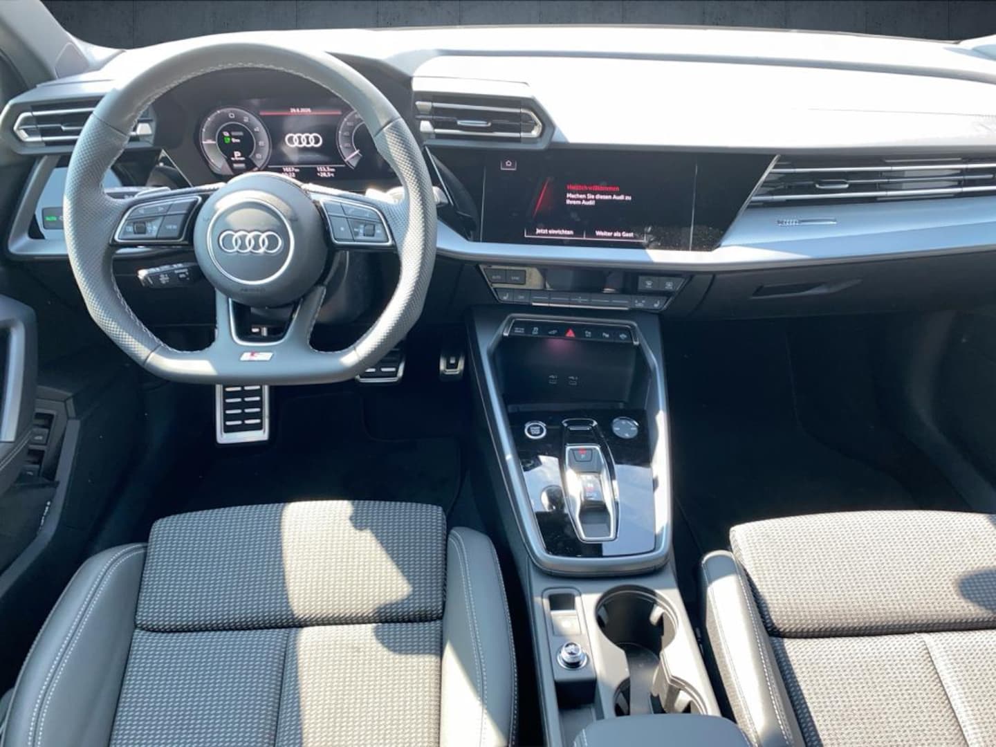 Bild über Audi A3 Sportback TFSI e TFSI e 200 kW S tronic - für weitere Informationen kontaktieren Sie den Audi Partner