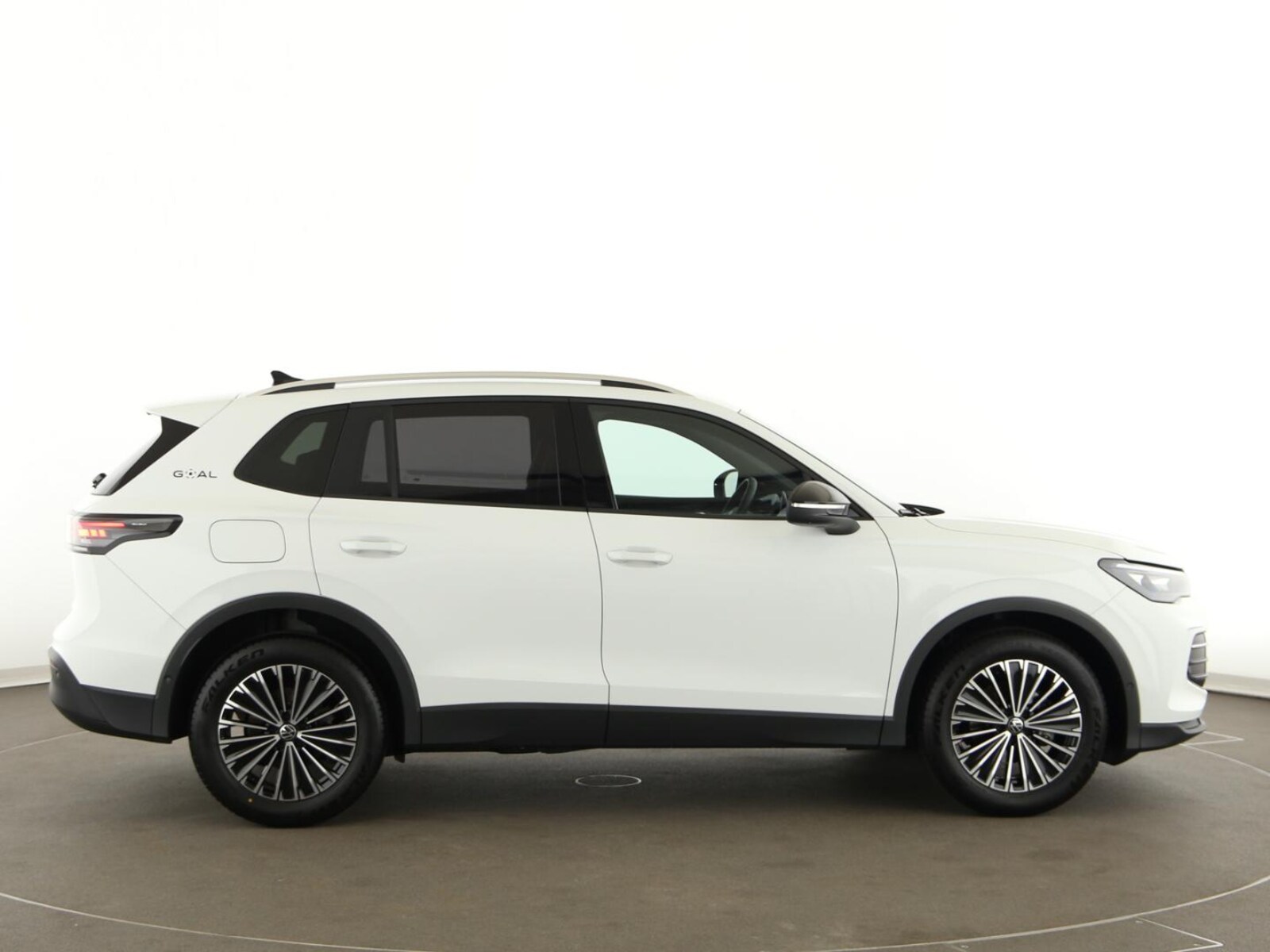 Volkswagen Tiguan – Bild 8