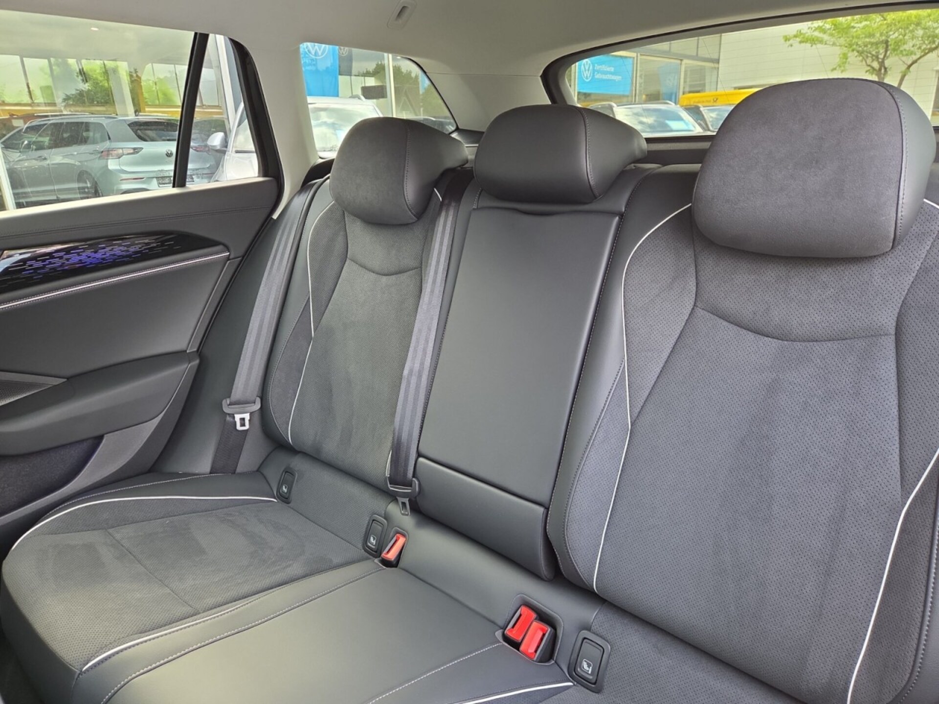 Volkswagen Passat Business