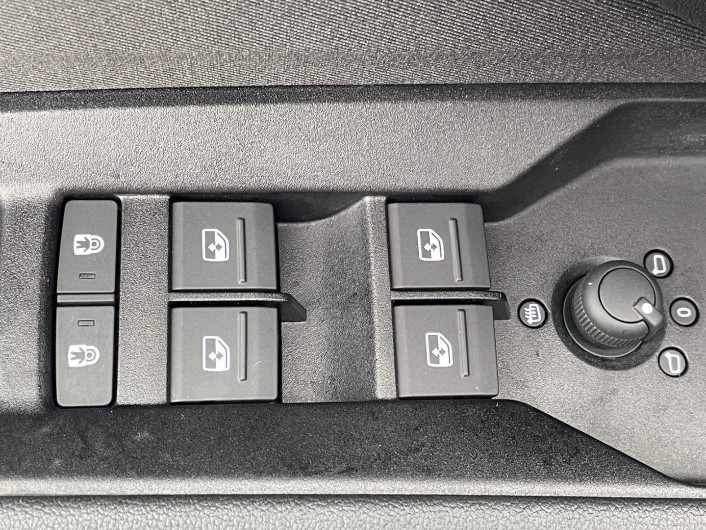 Bild über Audi Q4 e-tron 40 e-tron - für weitere Informationen kontaktieren Sie den Audi Partner