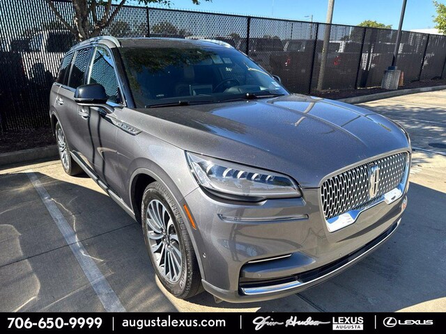 Photo of 2023 Lincoln Aviator 
