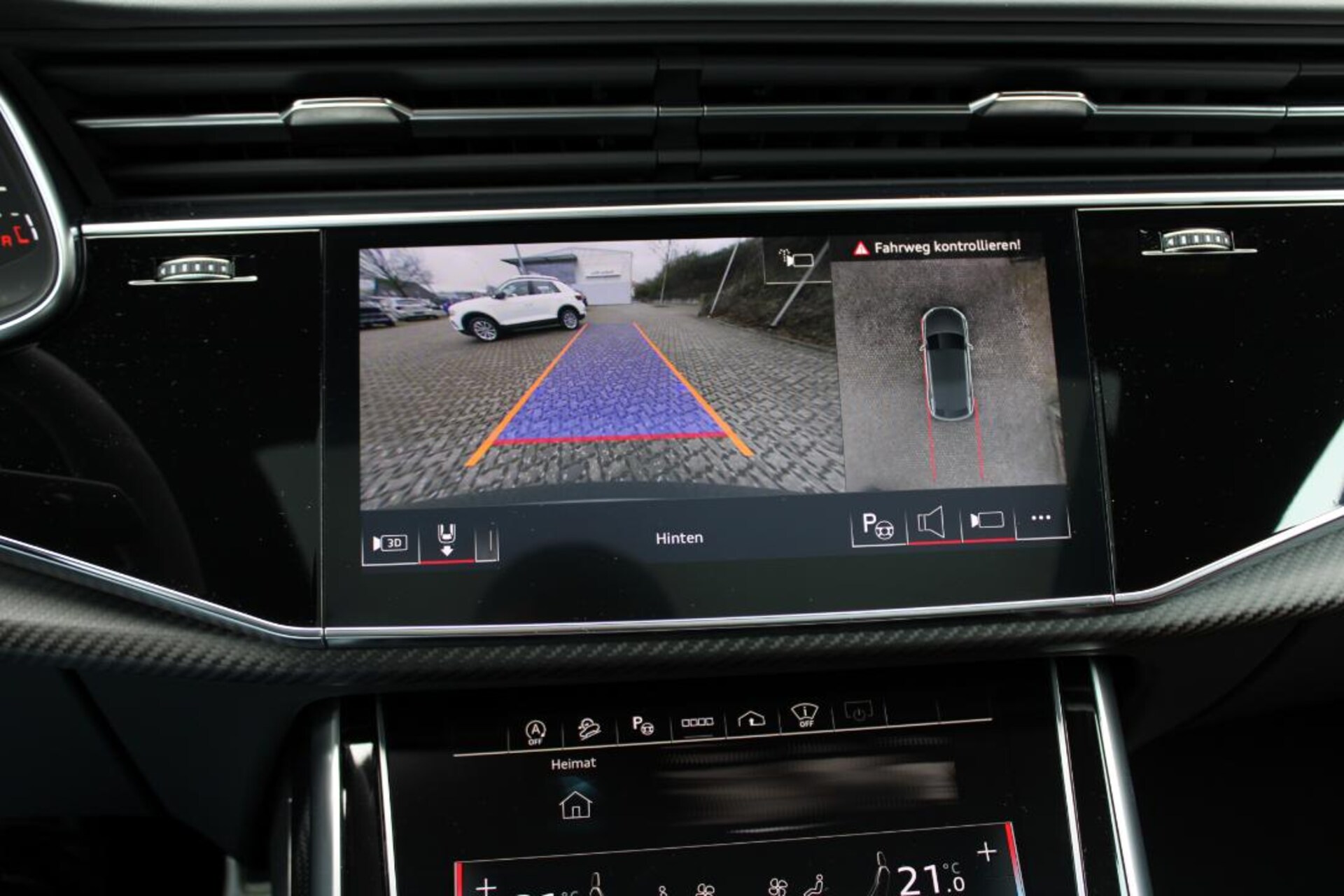 Audi RS Q8 SUV performance