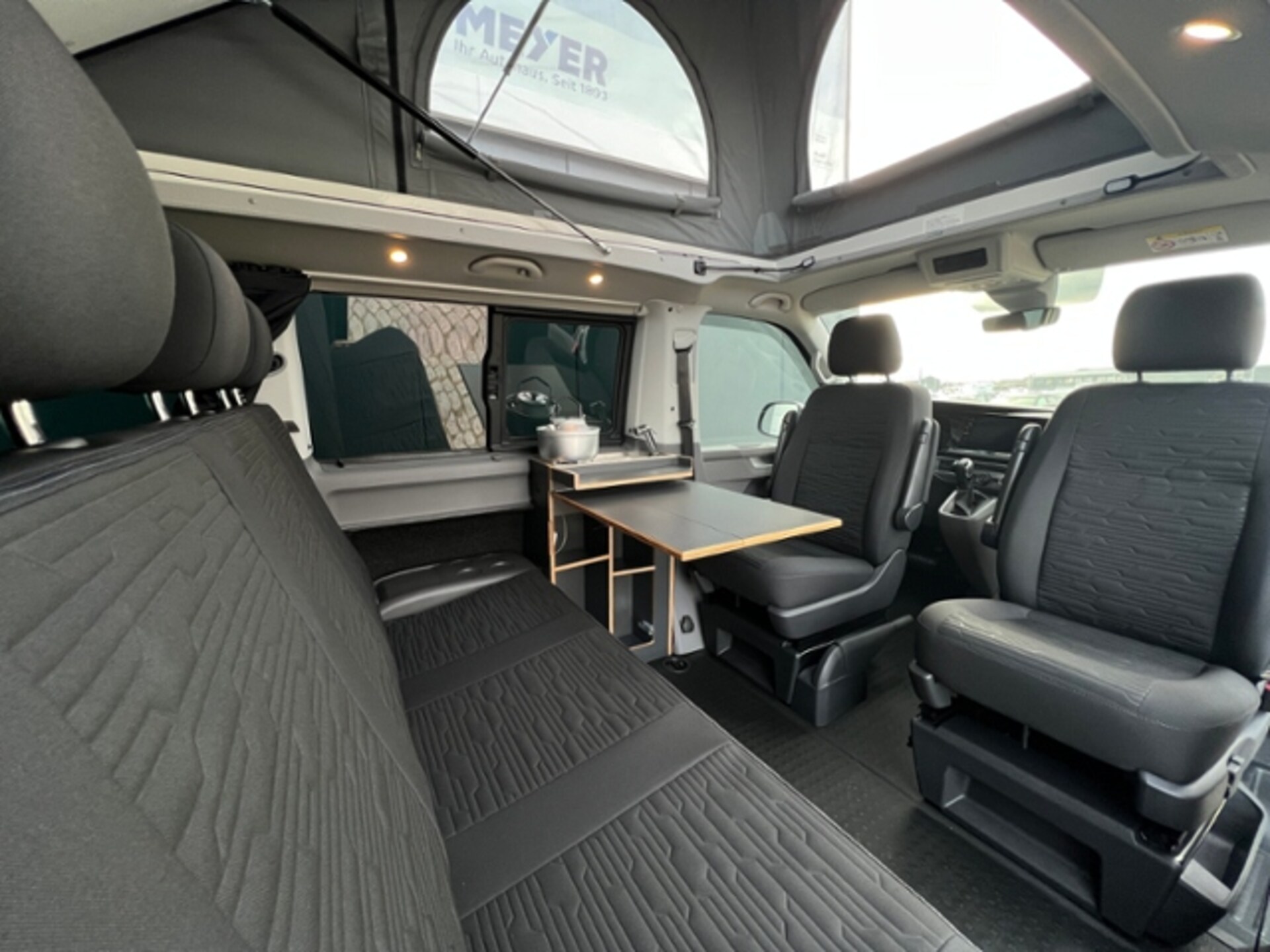 Volkswagen T6.1 Caravelle kurzer Radstand Comfortline