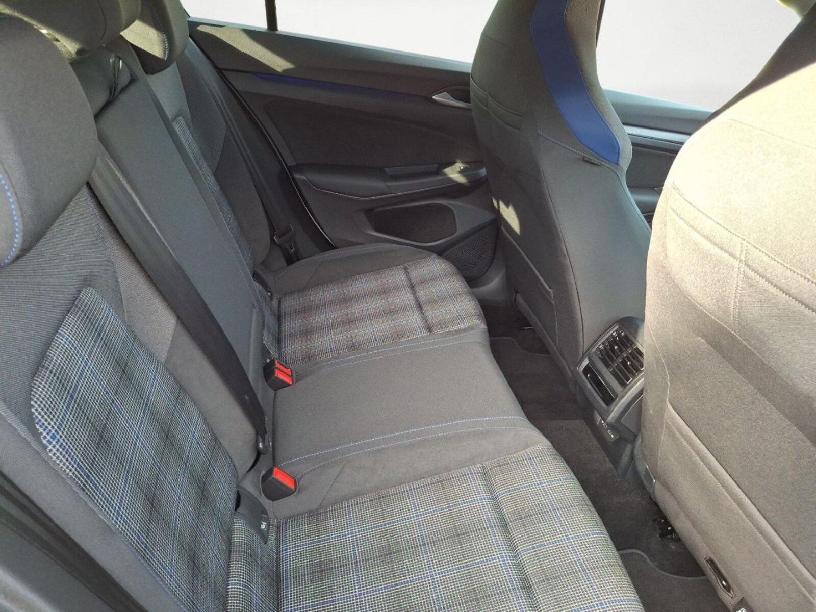 Volkswagen Golf – Bild 14