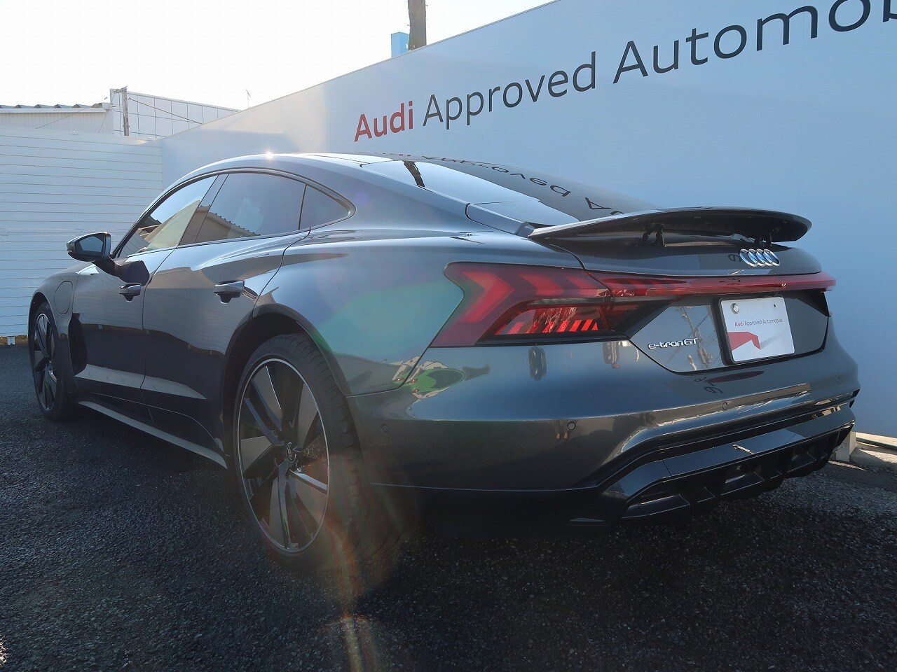 Image about Audi e-tron GT e-tron GT quattro 350,00 kW