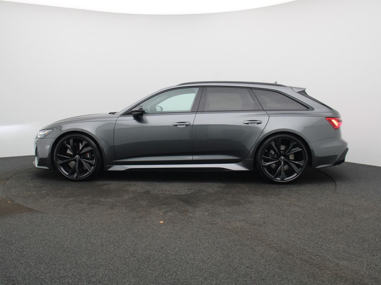 Image about Audi RS 6 Avant performance quattro tiptronic