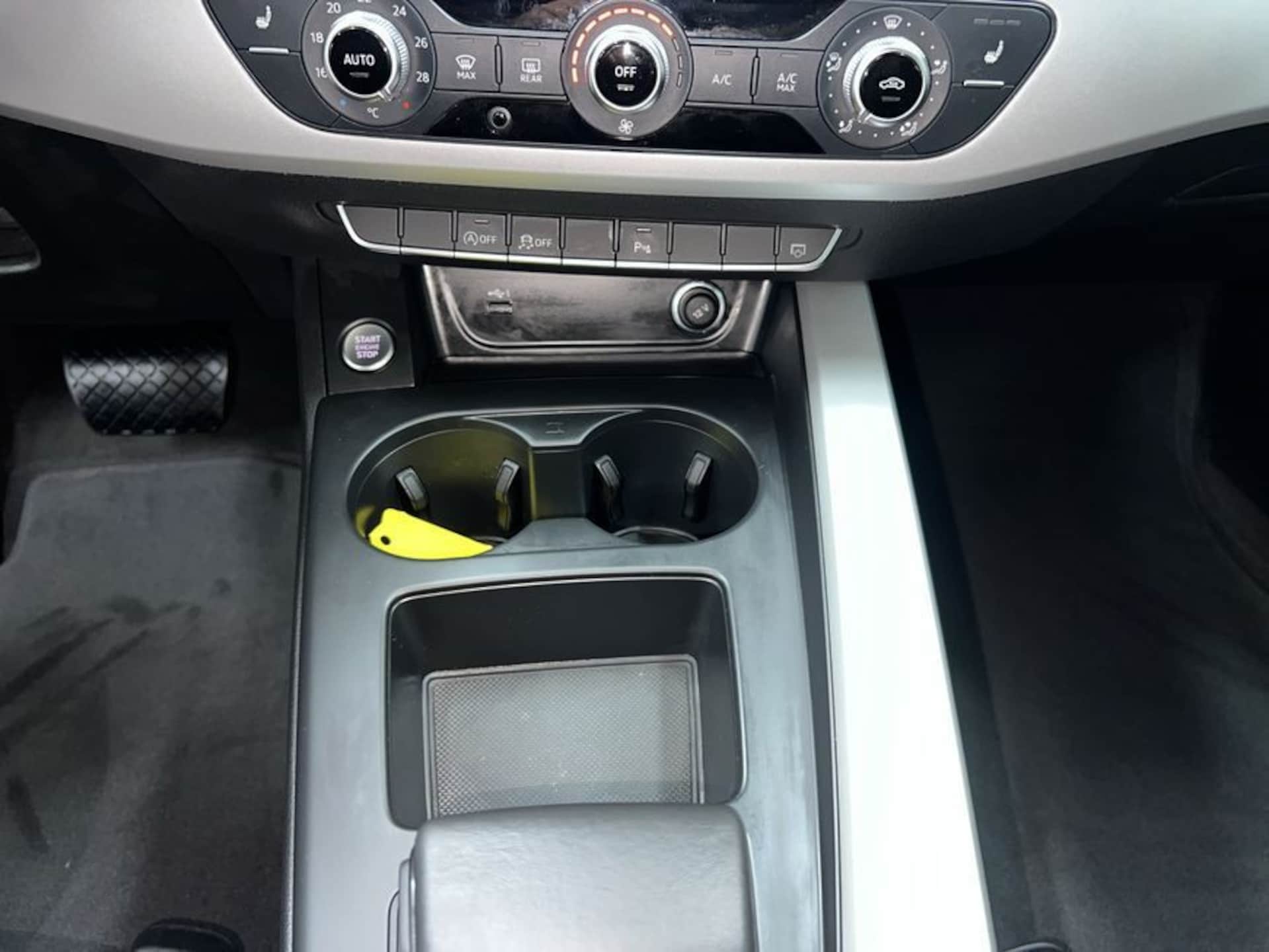 Audi A4 Avant S line