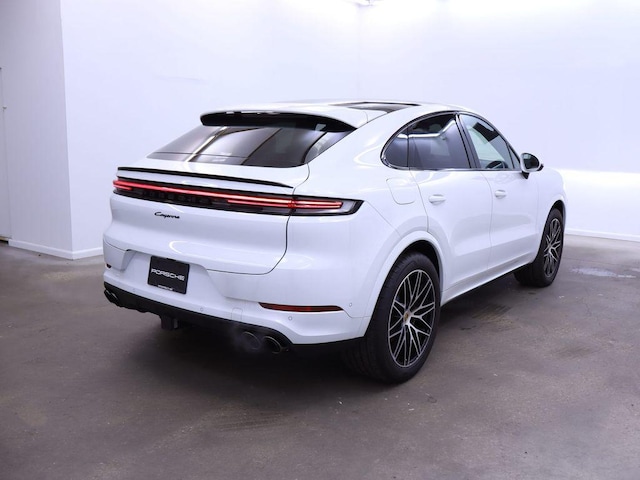 2024 Porsche Cayenne Coup Base - Photo 6