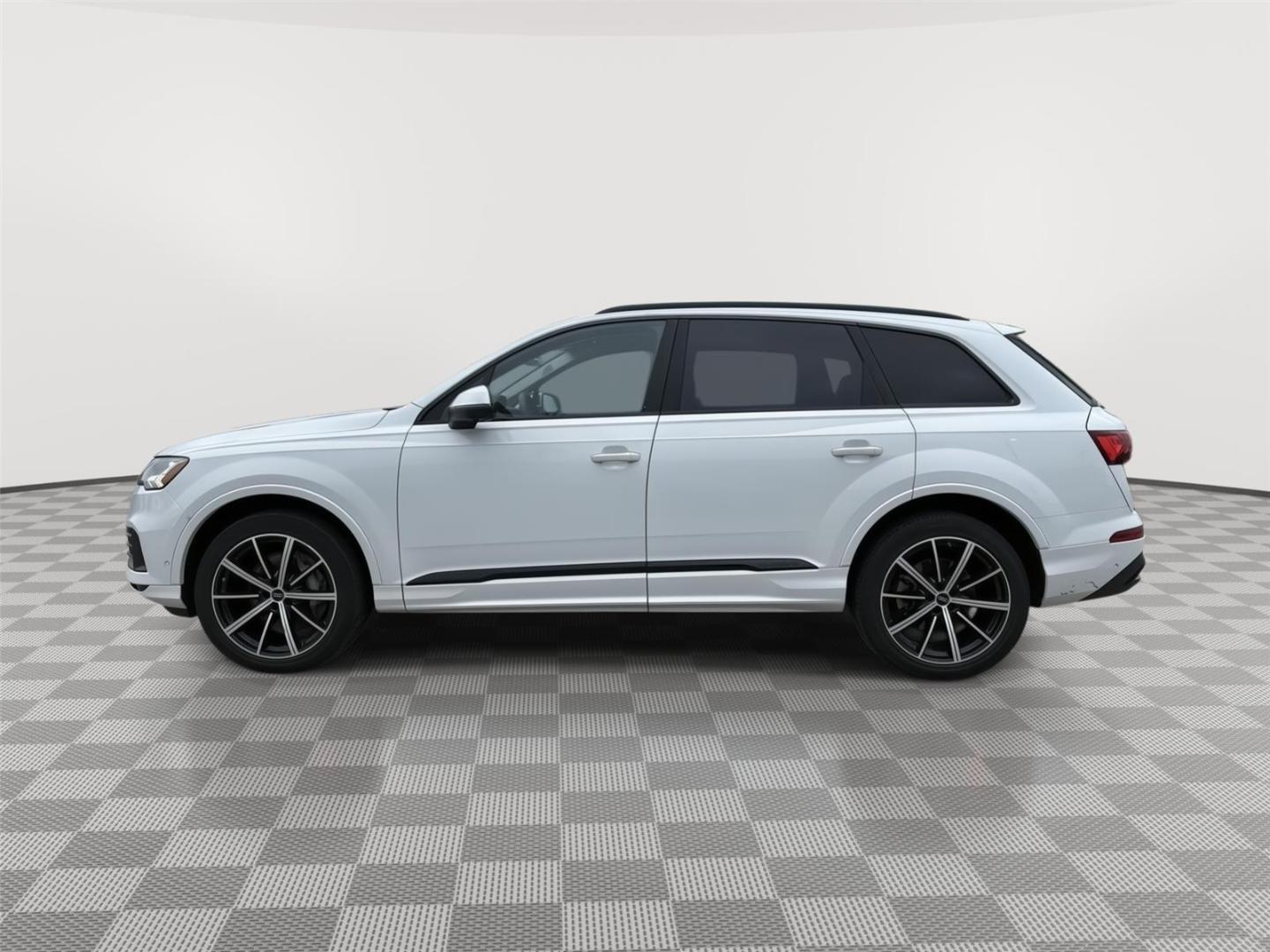 Used 2024 Audi Q7 Premium Plus with VIN WA1LXBF77RD007150 for sale in Kansas City