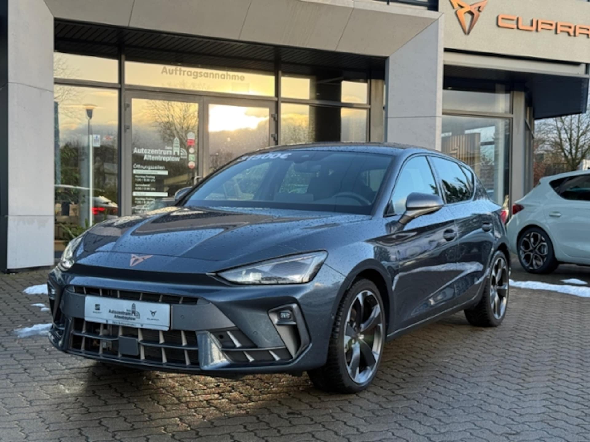CUPRA Leon