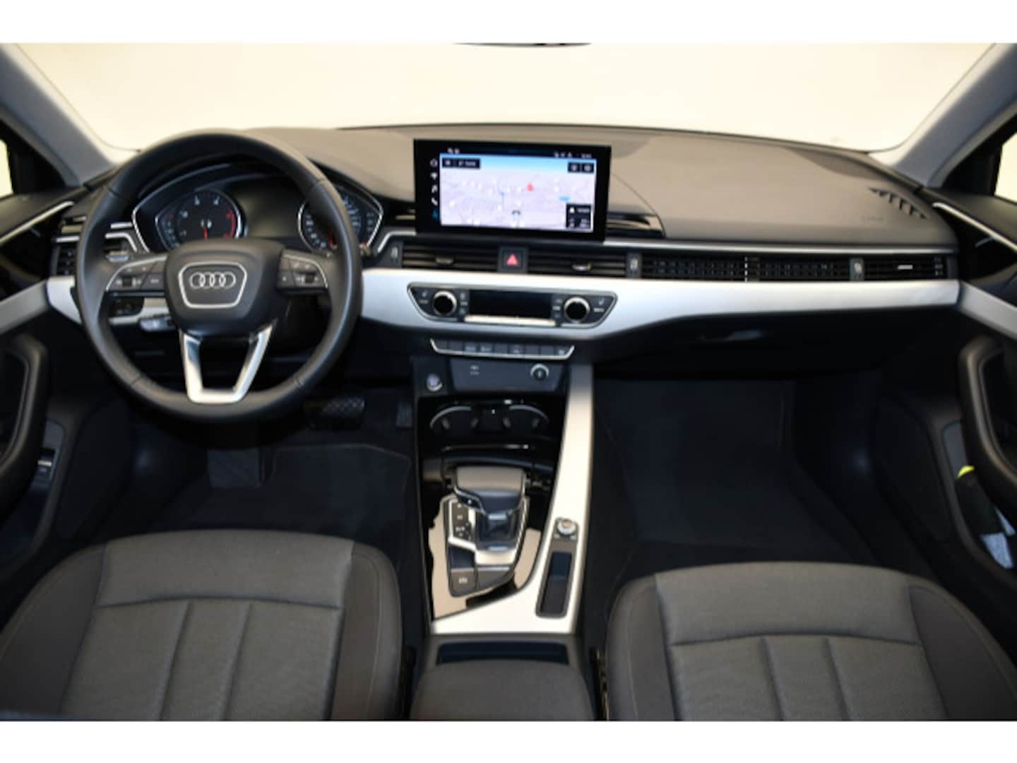 Bild über Audi A4 Avant 30 TDI S tronic - für weitere Informationen kontaktieren Sie den Audi Partner