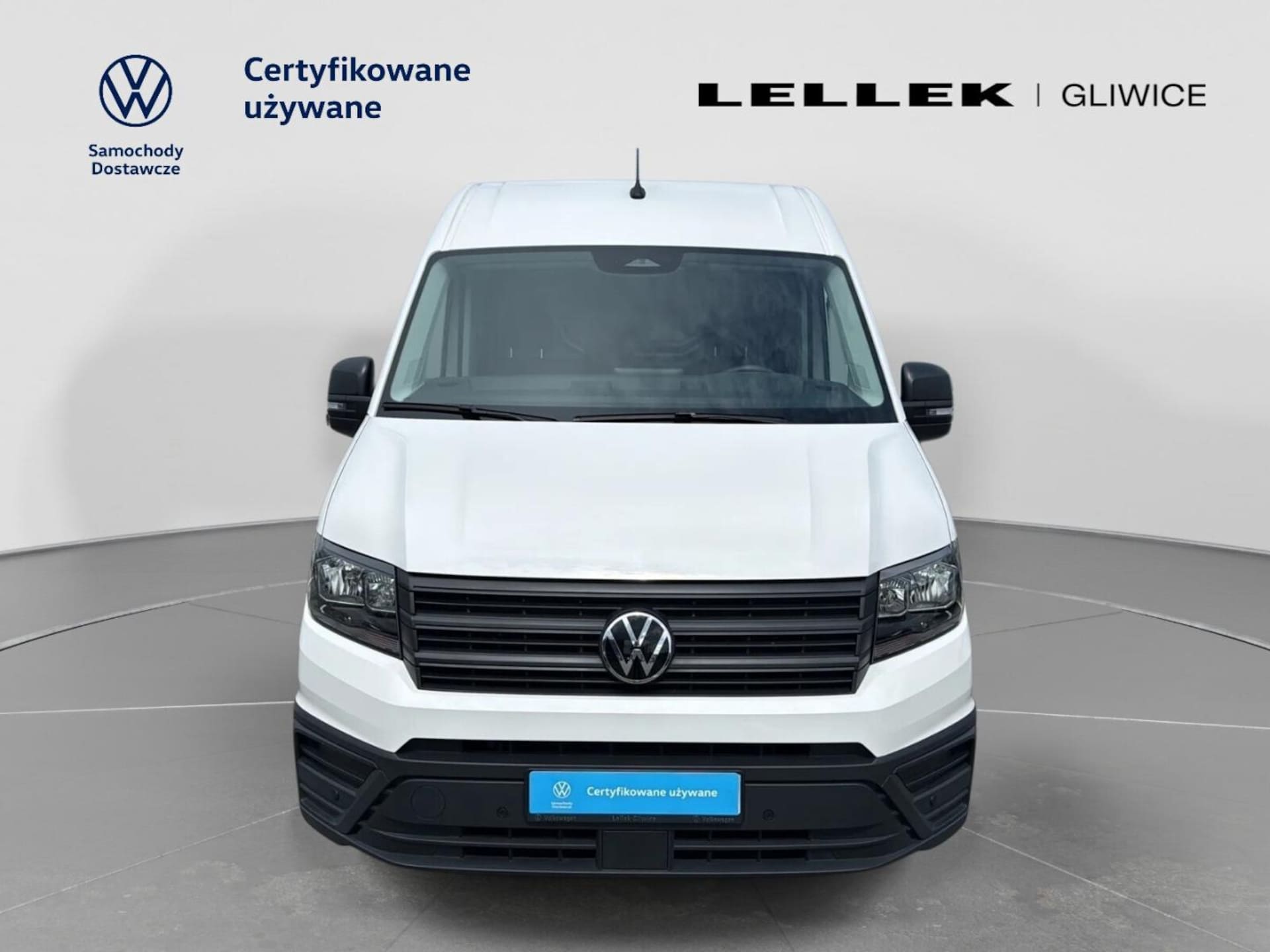 Volkswagen Crafter Furgon średni rozstaw osi