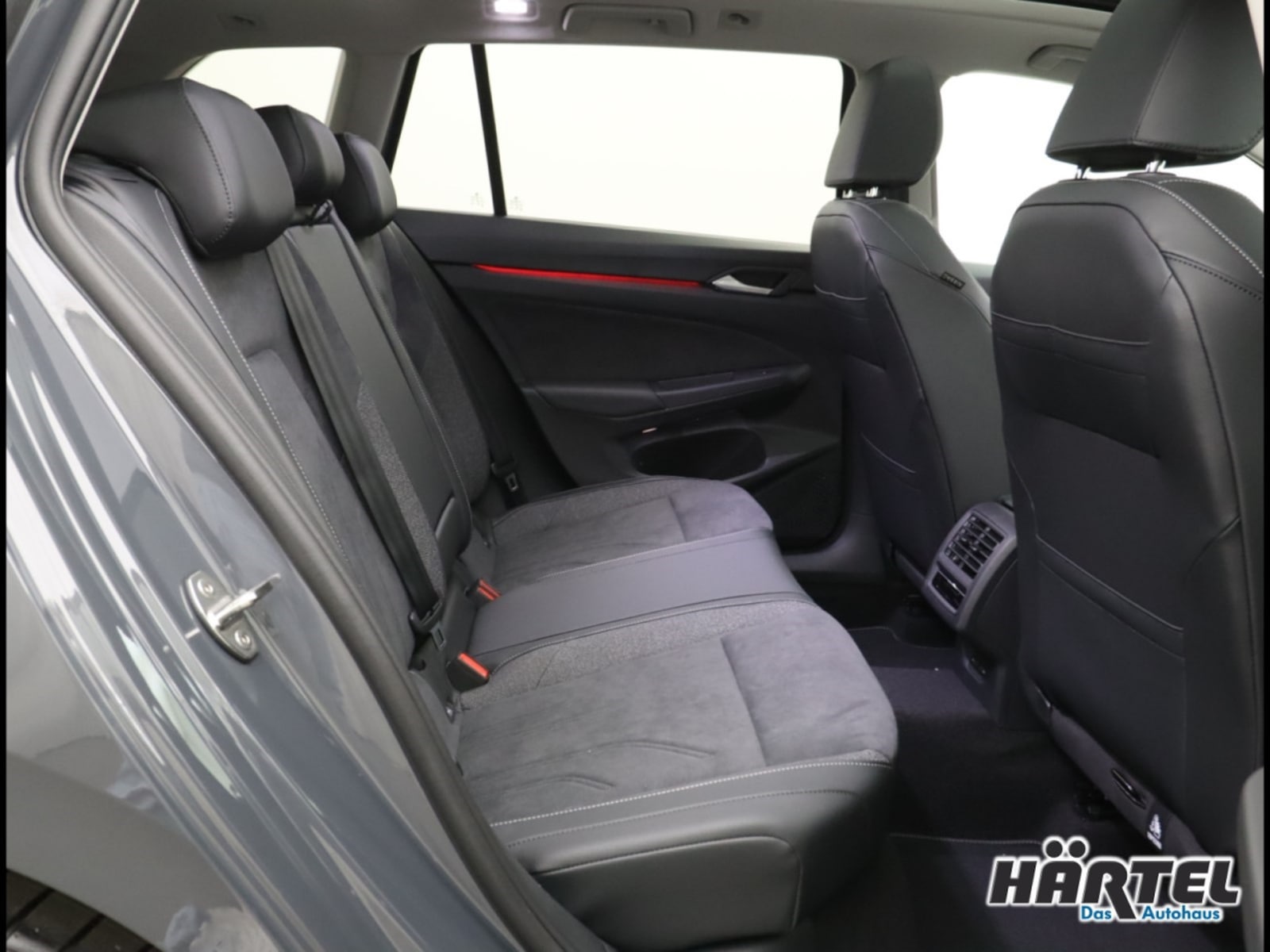 Volkswagen Golf Variant – Bild 7